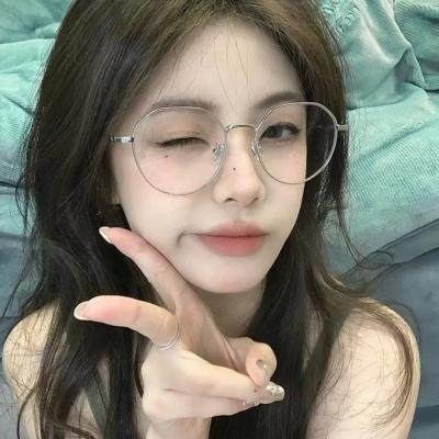 长颈鹿女孩